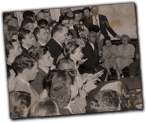 GFX_report_event_journalists_speech